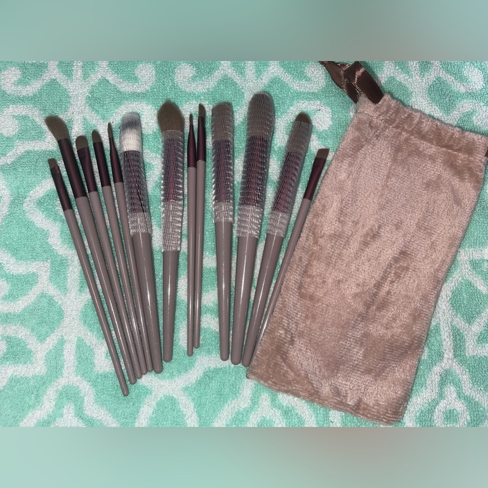 Makeup Brush Set